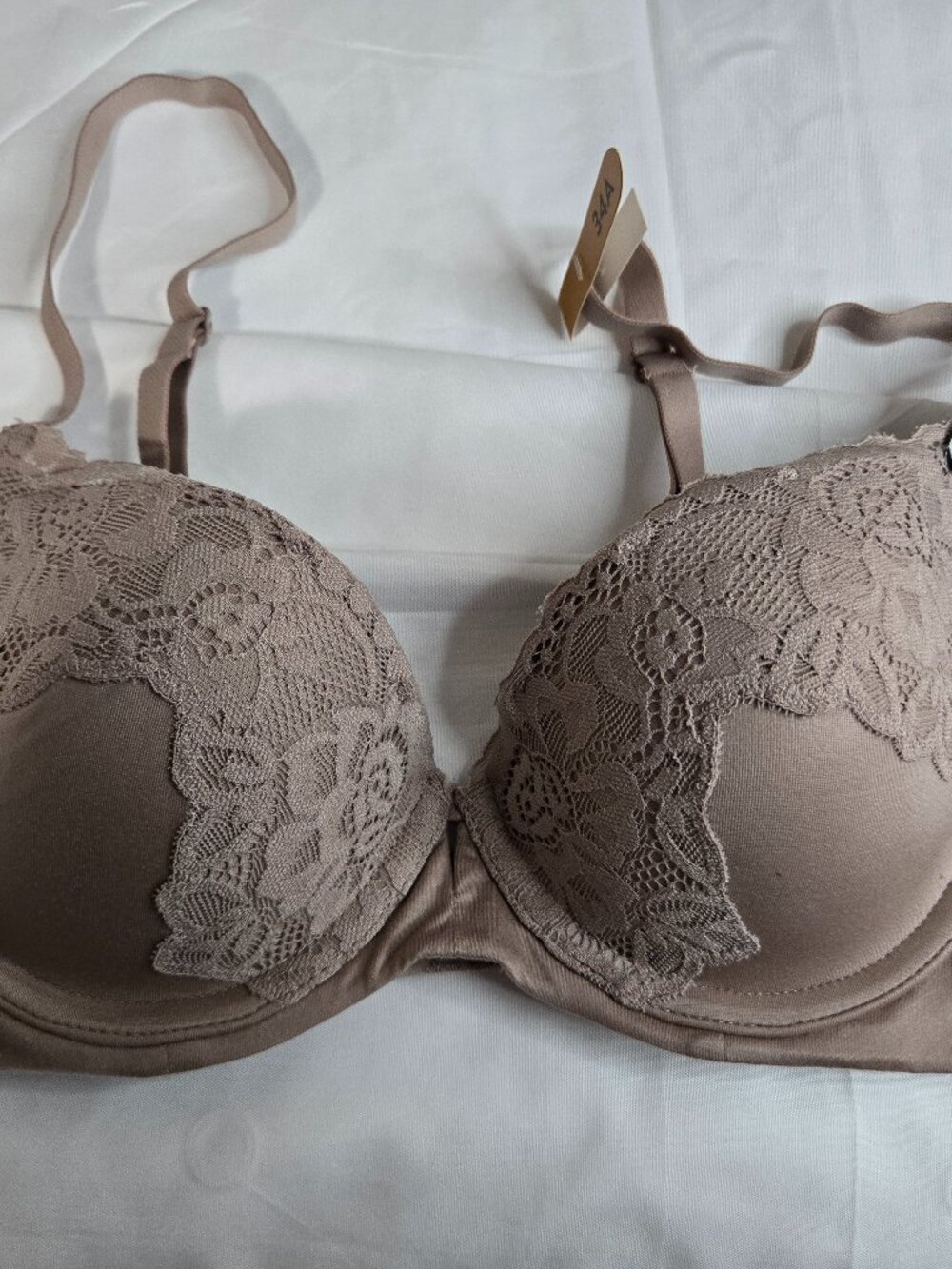 Maidenform 34A lift soft lace detailed convertible straps bra silky beige DM1195